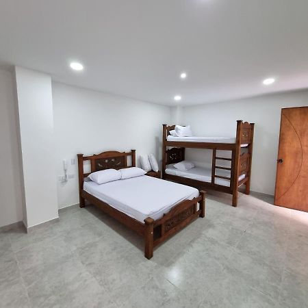 Hotel Antonella Plaza Pinchote 외부 사진