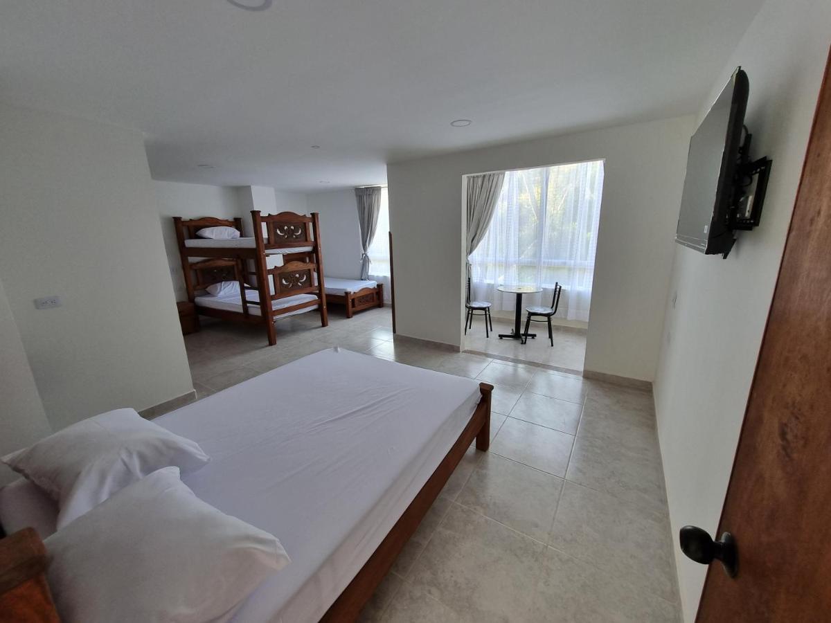 Hotel Antonella Plaza Pinchote 외부 사진