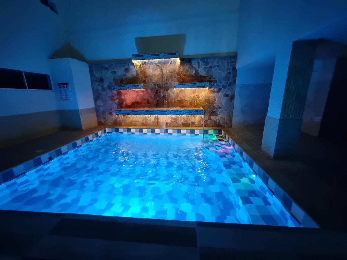 Hotel Antonella Plaza Pinchote 외부 사진