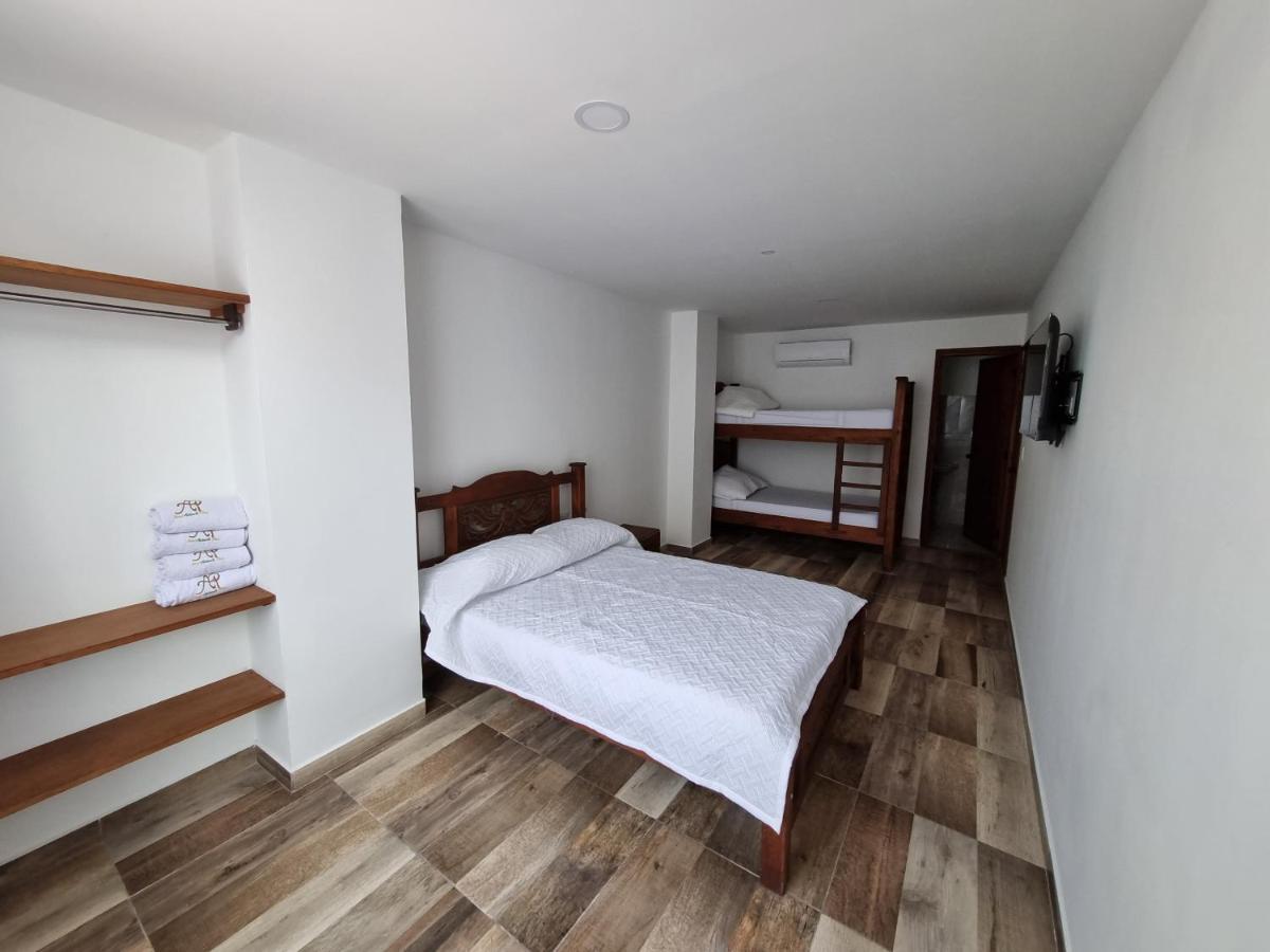 Hotel Antonella Plaza Pinchote 외부 사진