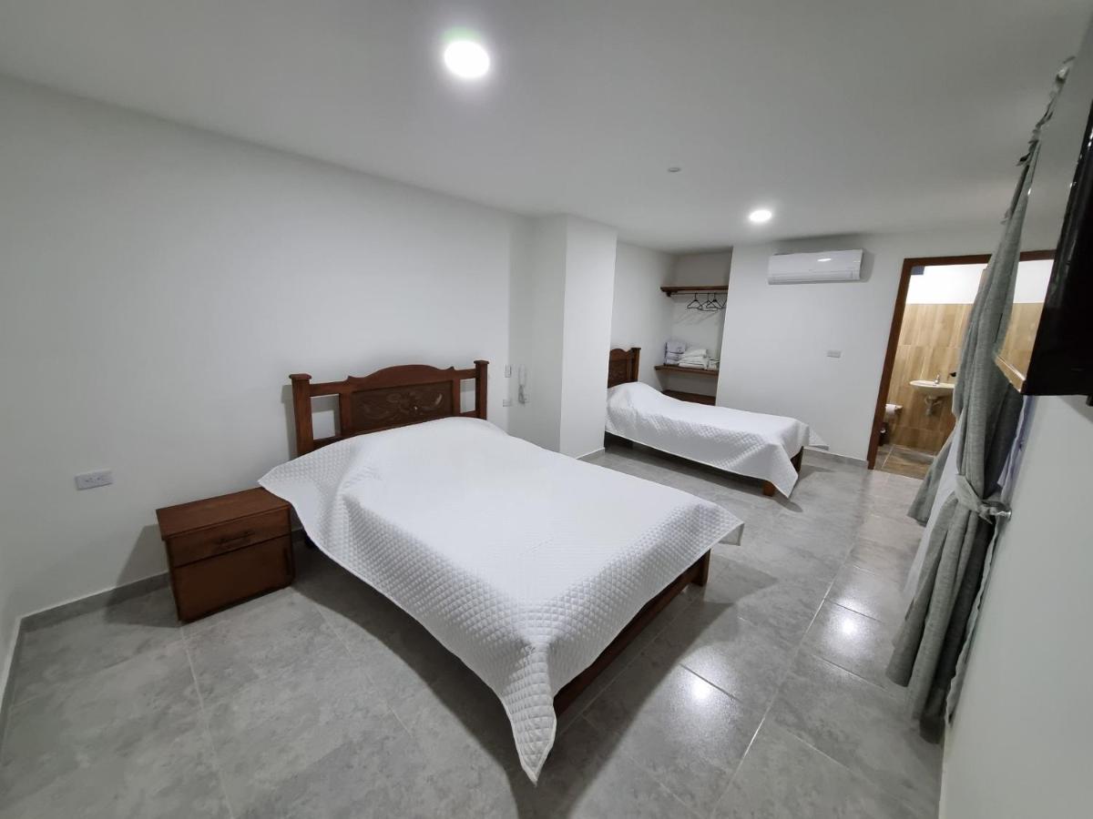 Hotel Antonella Plaza Pinchote 외부 사진
